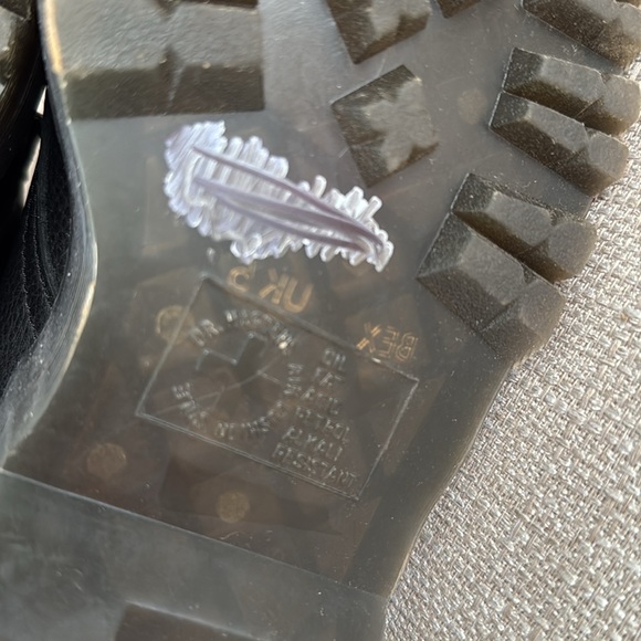 Dr. Martens Jadon lll women 7 Black Leather Boots platform - Picture 13 of 14